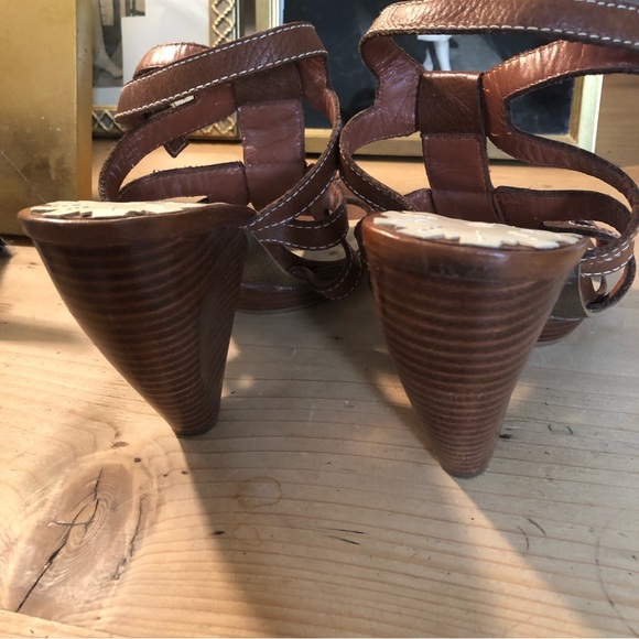 MaxStudio Strappy Sandals, sculptural wood heels - Picture 6 of 6